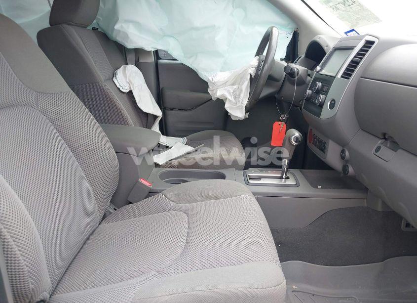 Photo 5 of 2019 Nissan Frontier SV (VIN 1N6DD0ER7KN783933)