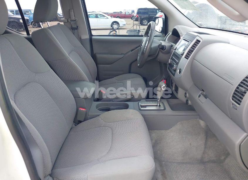 Photo 5 of 2018 Nissan Frontier SV (VIN 1N6DD0ER9JN747711)