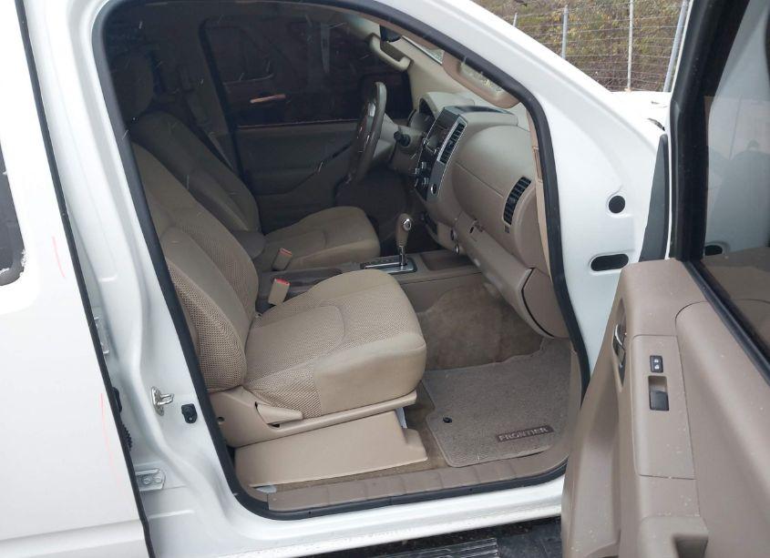 Photo 5 of 2017 Nissan Frontier SV (VIN 1N6DD0EV6HN701292)