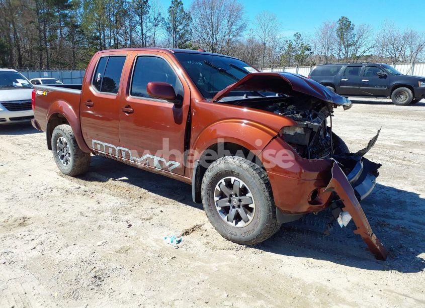 2017 Nissan Frontier PRO-4X (VIN 1N6DD0EV6HN702622) main photo