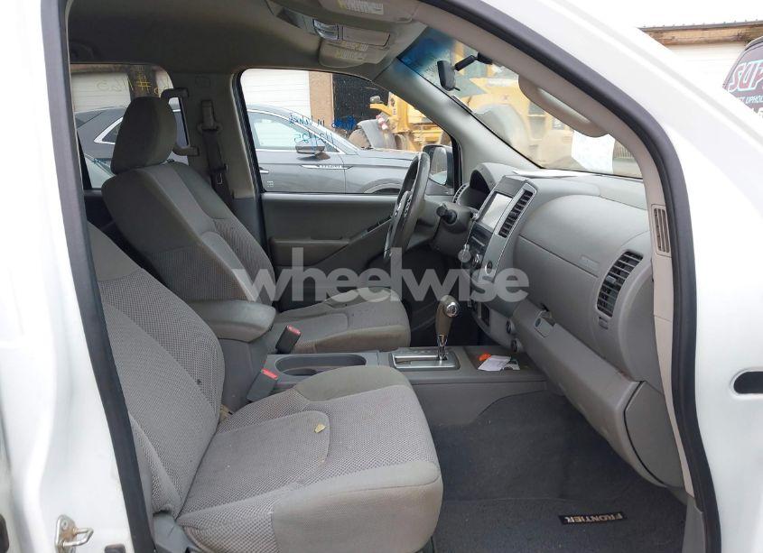 Photo 5 of 2019 Nissan Frontier SV (VIN 1N6DD0EV9KN752034)