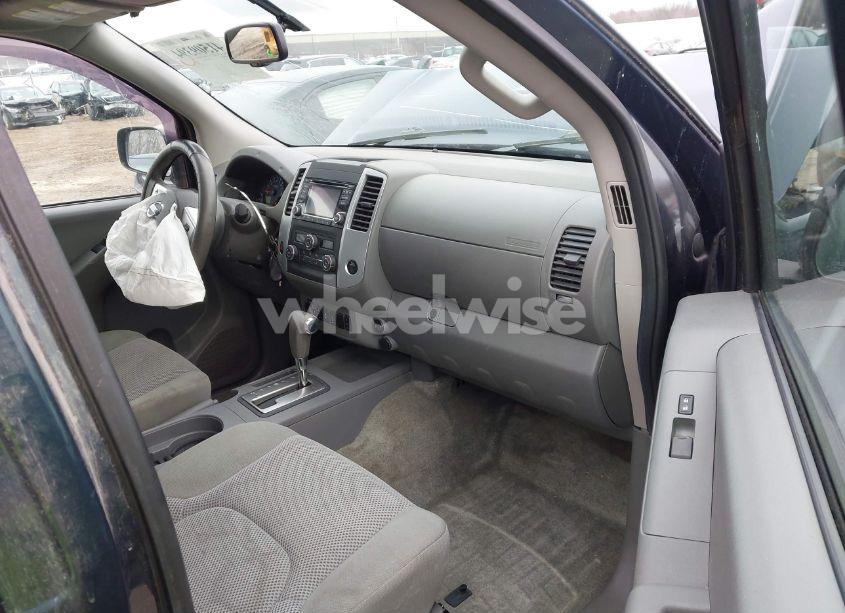 Photo 5 of 2017 Nissan Frontier SV (VIN 1N6DD0FV8HN775697)