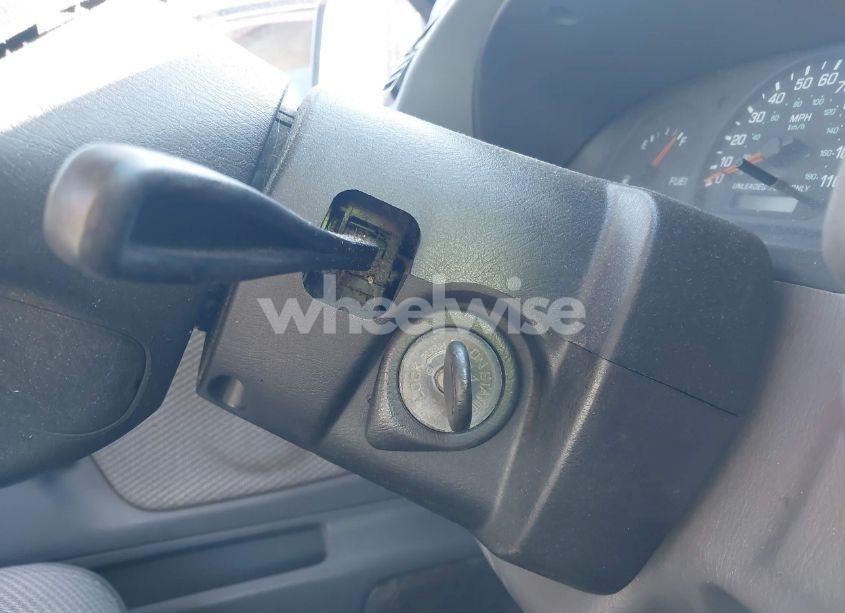 Photo 11 of 1998 Nissan Frontier STANDARD/XE (VIN 1N6DD21S0WC310767)