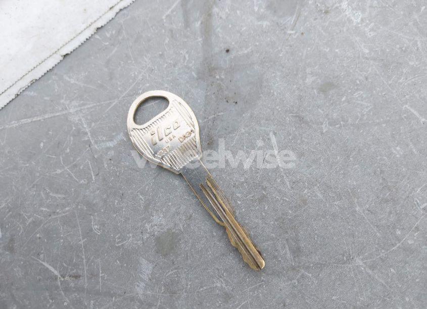 Photo 11 of 1999 Nissan Frontier XE (VIN 1N6DD21S0XC304100)