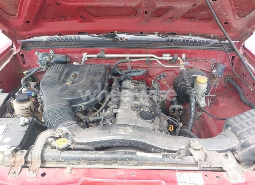 Photo 10 of 2001 Nissan Frontier XE (VIN 1N6DD21S31C342086)