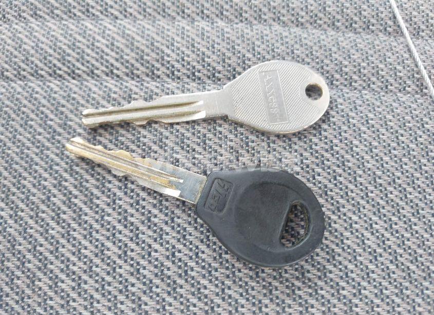 Photo 11 of 2001 Nissan Frontier XE (VIN 1N6DD21S31C342086)