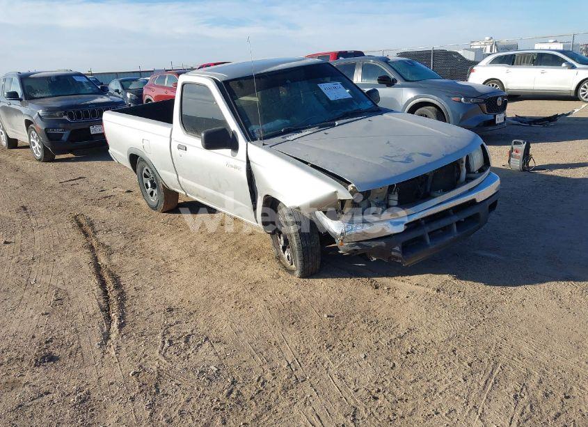 1998 Nissan Frontier STANDARD/XE (VIN 1N6DD21S3WC367691) main photo