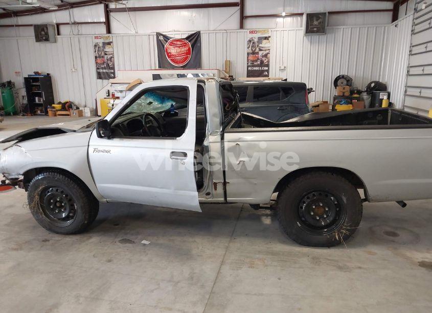 Photo 15 of 2000 Nissan Frontier XE (VIN 1N6DD21S3YC436186)