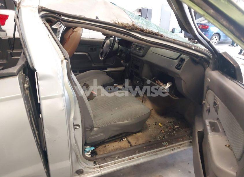 Photo 5 of 2000 Nissan Frontier XE (VIN 1N6DD21S3YC436186)