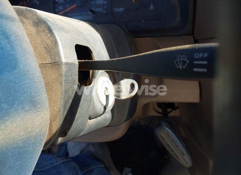 Photo 11 of 1998 Nissan Frontier (VIN 1N6DD21S4WC328009)