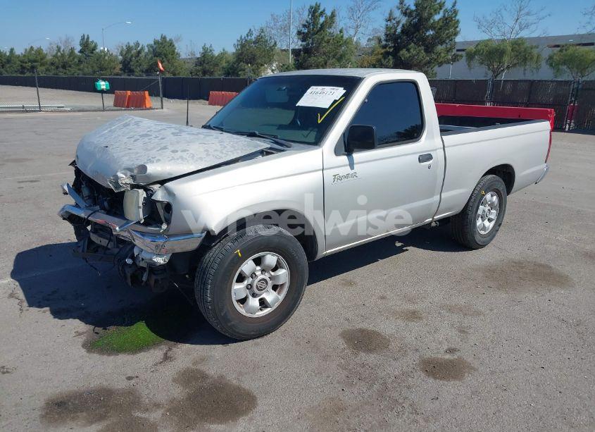 Photo 2 of 1999 Nissan Frontier XE (VIN 1N6DD21S4XC303399)