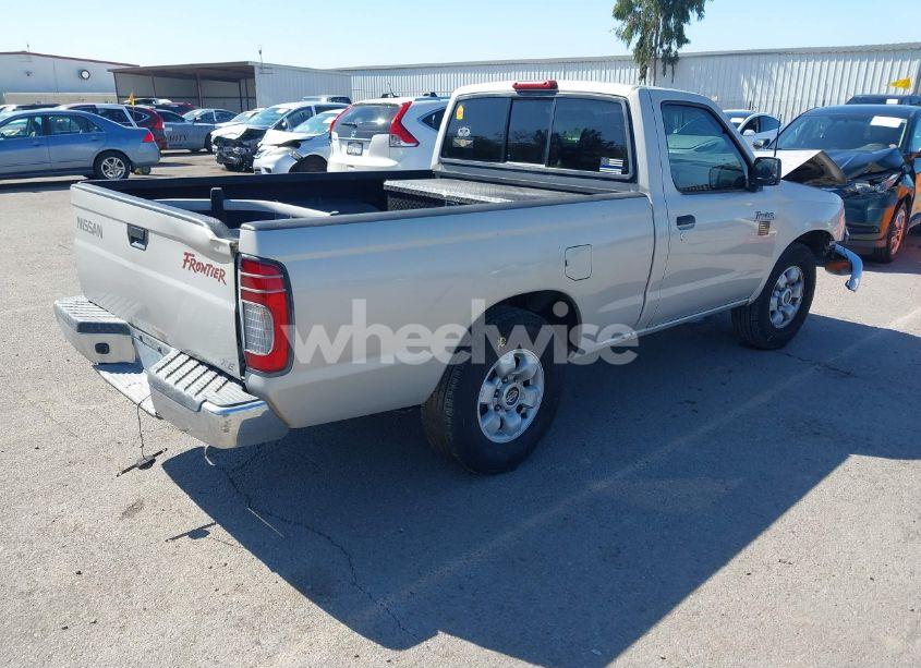 Photo 4 of 1999 Nissan Frontier XE (VIN 1N6DD21S4XC303399)