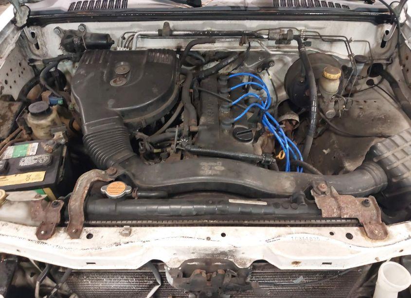 Photo 10 of 2001 Nissan Frontier XE (VIN 1N6DD21S61C311835)