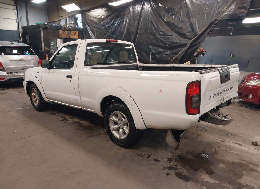 Photo 3 of 2001 Nissan Frontier XE (VIN 1N6DD21S61C311835)