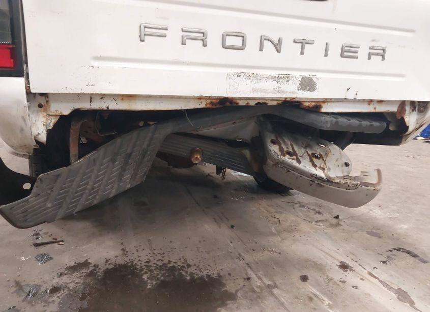 Photo 6 of 2001 Nissan Frontier XE (VIN 1N6DD21S61C311835)