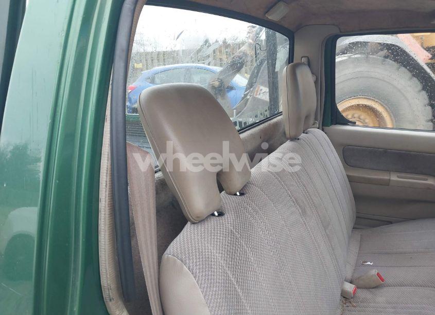 Photo 8 of 1998 Nissan Frontier STANDARD/XE (VIN 1N6DD21S6WC306478)