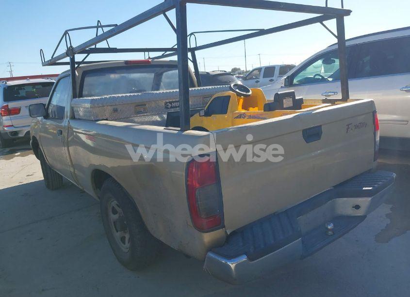 Photo 3 of 1998 Nissan Frontier STANDARD/XE (VIN 1N6DD21S6WC370973)