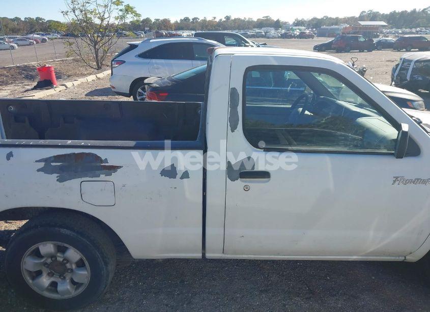 Photo 13 of 1999 Nissan Frontier XE (VIN 1N6DD21S7XC301033)