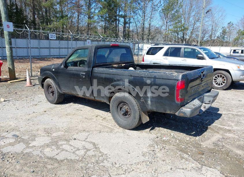 Photo 3 of 2001 Nissan Frontier XE (VIN 1N6DD21S91C366506)