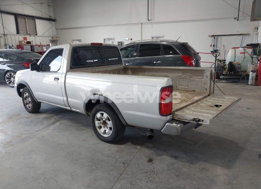 Photo 3 of 1998 Nissan Frontier STANDARD/XE (VIN 1N6DD21S9WC331083)
