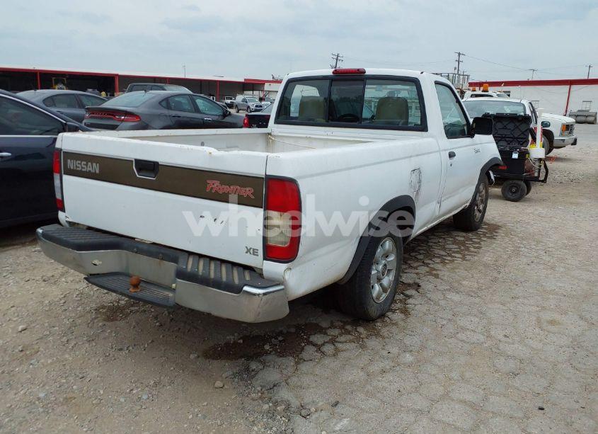 Photo 4 of 1998 Nissan Frontier STANDARD/XE (VIN 1N6DD21SXWC334865)