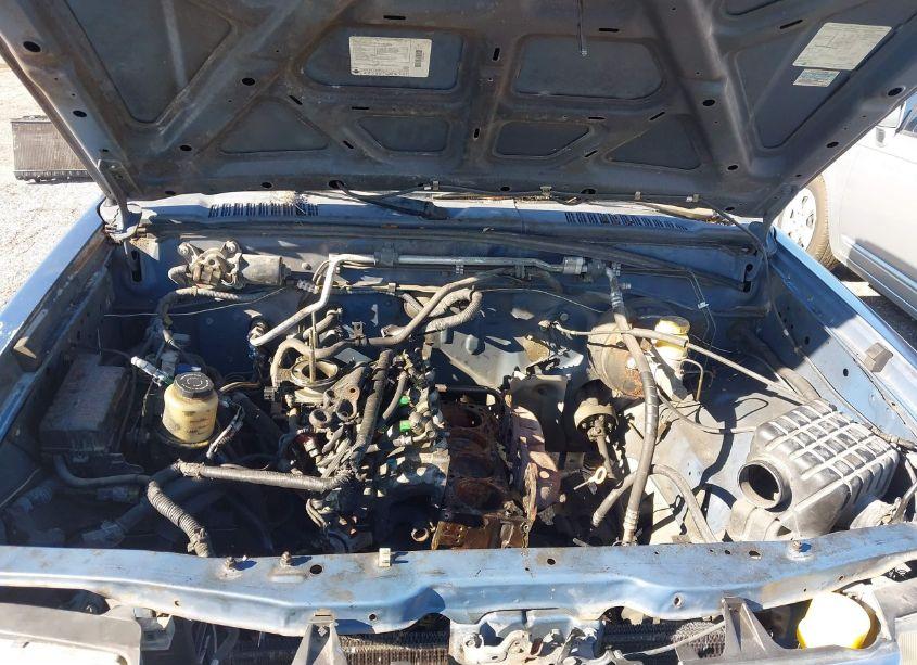 Photo 10 of 2000 Nissan Frontier XE (VIN 1N6DD21SXYC362670)