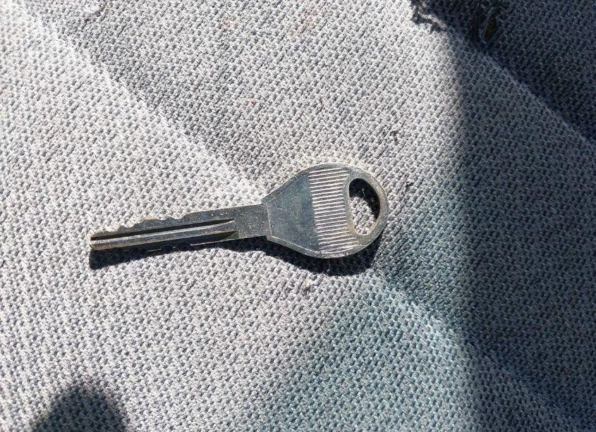 Photo 11 of 2000 Nissan Frontier XE (VIN 1N6DD21SXYC362670)