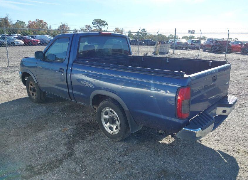 Photo 3 of 2000 Nissan Frontier XE (VIN 1N6DD21SXYC362670)