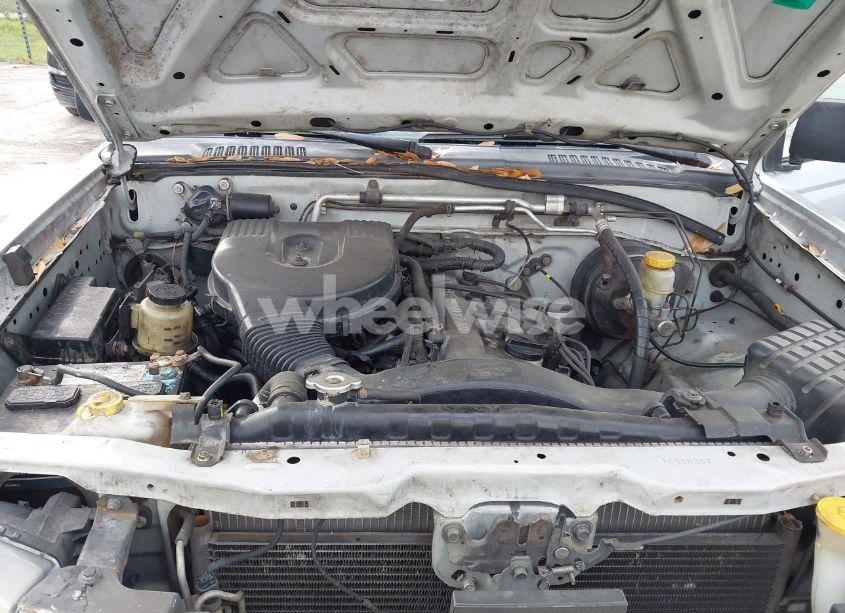 Photo 10 of 2001 Nissan Frontier XE (VIN 1N6DD26S01C356357)