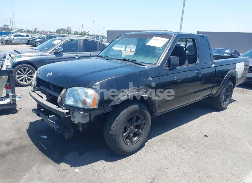 Photo 2 of 2001 Nissan Frontier XE (VIN 1N6DD26S01C356827)