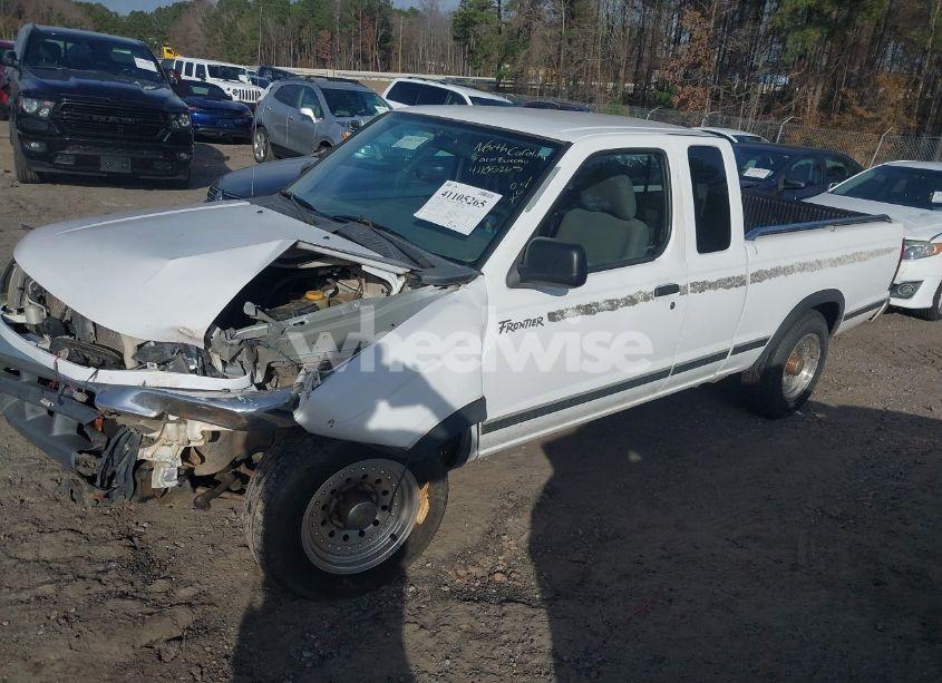 Photo 2 of 1998 Nissan Frontier SE/XE (VIN 1N6DD26S0WC364868)