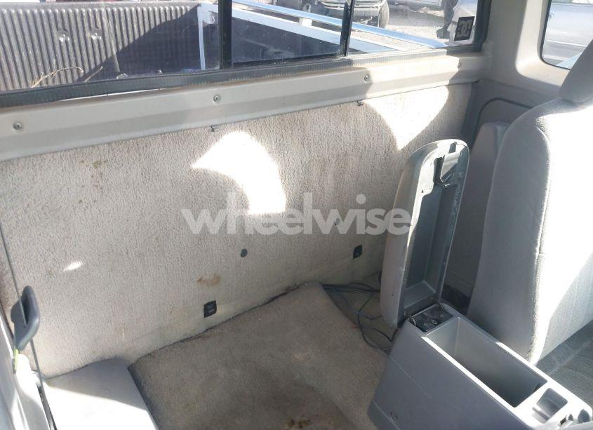 Photo 8 of 1998 Nissan Frontier SE/XE (VIN 1N6DD26S0WC364868)