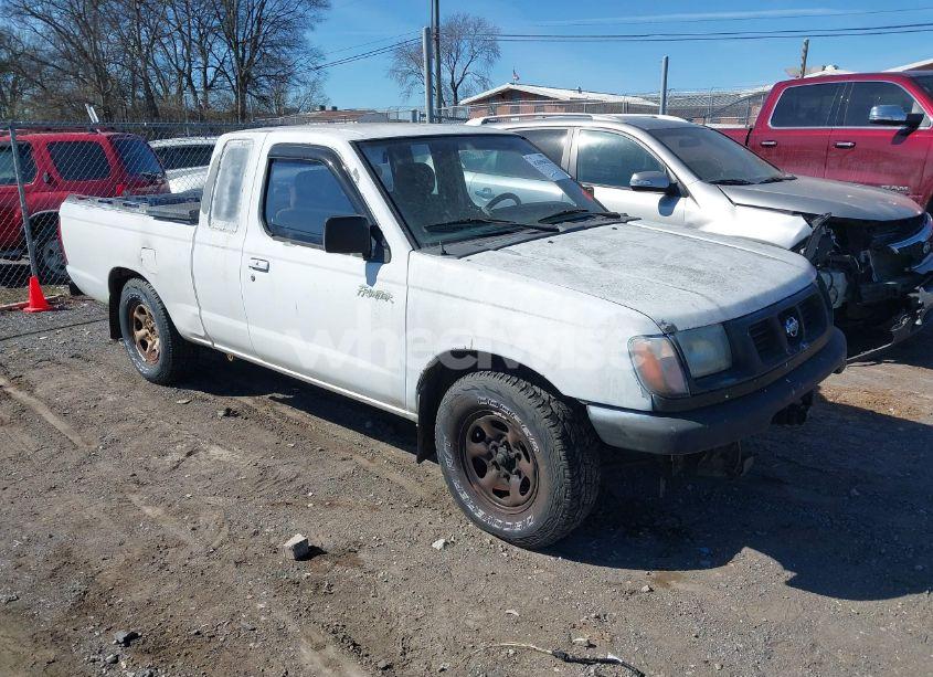 1999 Nissan Frontier 2WD SE/XE (VIN 1N6DD26S0XC325585) main photo