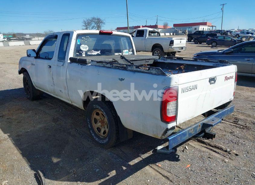 Photo 3 of 1999 Nissan Frontier 2WD SE/XE (VIN 1N6DD26S0XC325585)