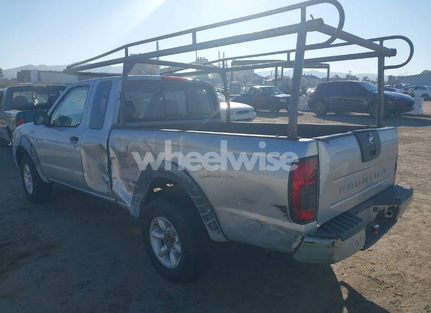 Photo 3 of 2001 Nissan Frontier XE (VIN 1N6DD26S11C311072)