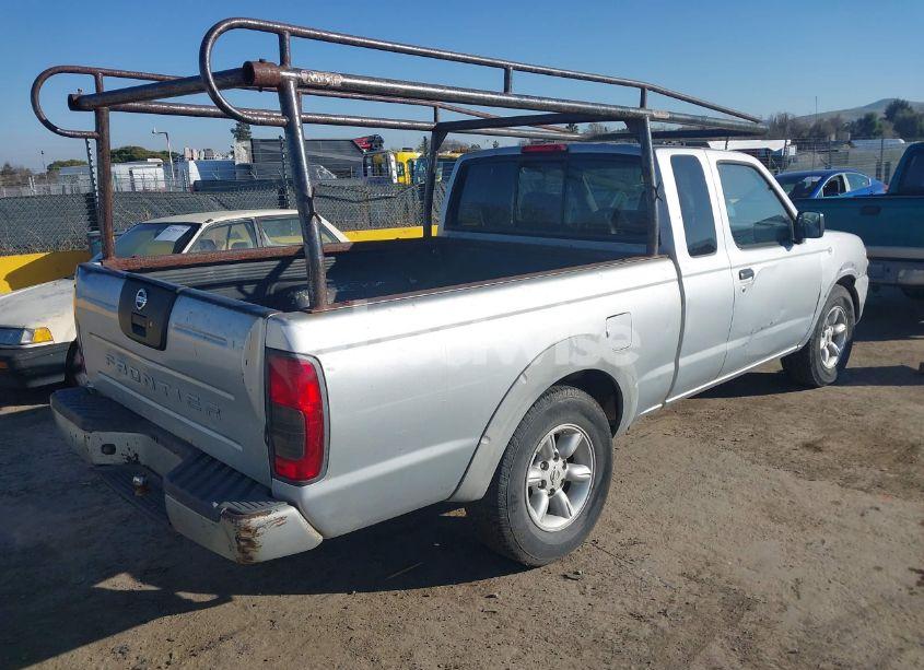 Photo 4 of 2001 Nissan Frontier XE (VIN 1N6DD26S11C311072)