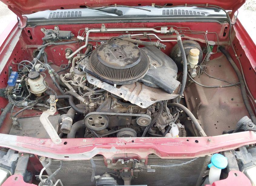 Photo 10 of 2002 Nissan Frontier XE (VIN 1N6DD26S12C337575)