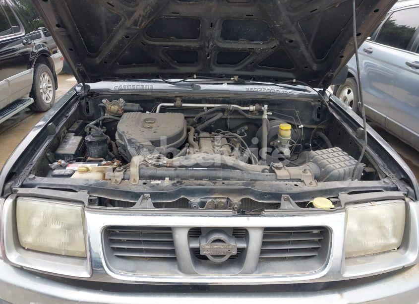 Photo 10 of 1998 Nissan Frontier (VIN 1N6DD26S1WC303075)