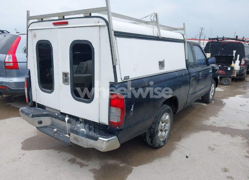 Photo 4 of 1998 Nissan Frontier (VIN 1N6DD26S1WC303075)