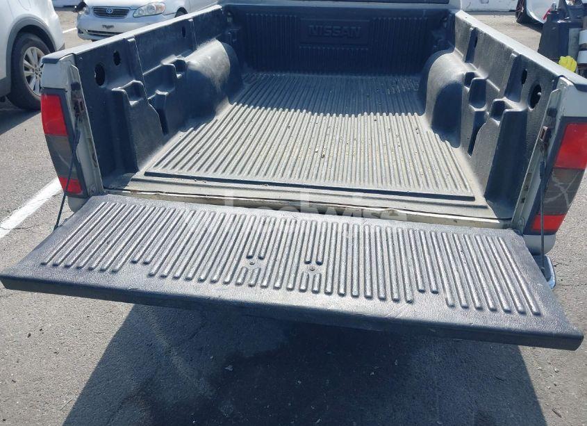 Photo 12 of 1999 Nissan Frontier SE/XE (VIN 1N6DD26S1XC322338)