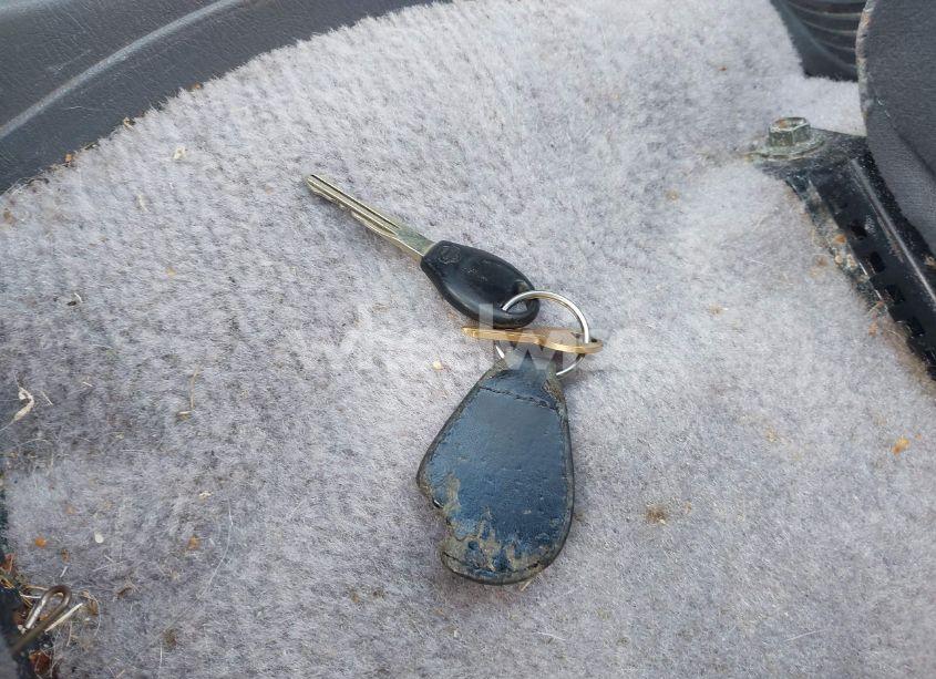 Photo 11 of 2000 Nissan Frontier XE (VIN 1N6DD26S1YC353901)