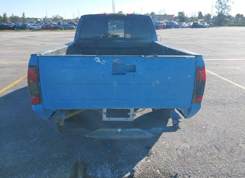 Photo 6 of 2002 Nissan Frontier XE (VIN 1N6DD26S22C316010)