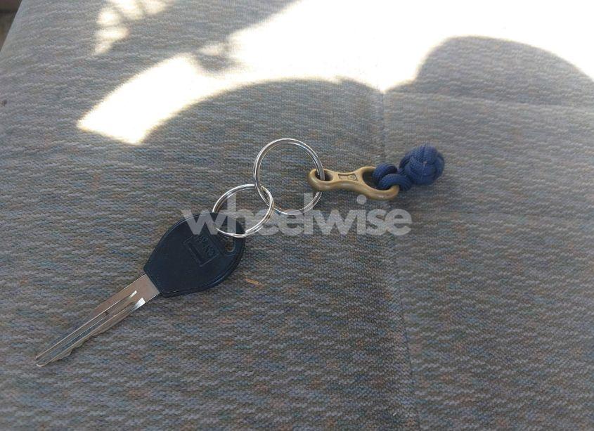 Photo 11 of 1998 Nissan Frontier SE/XE (VIN 1N6DD26S2WC348803)