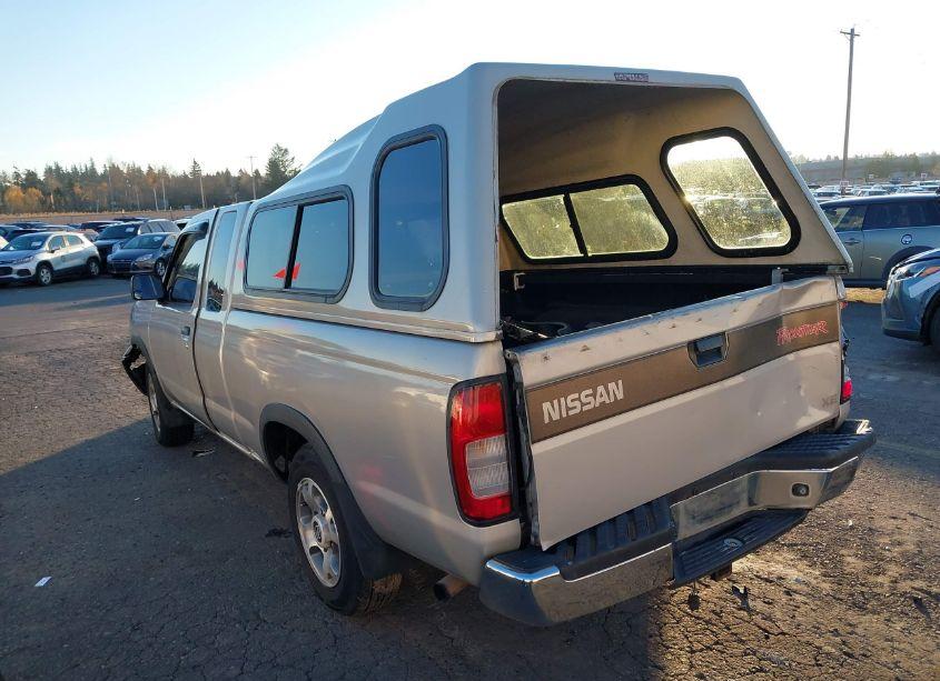 Photo 3 of 1998 Nissan Frontier SE/XE (VIN 1N6DD26S2WC367349)