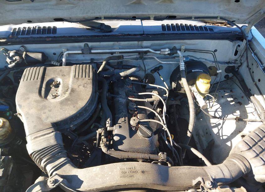 Photo 10 of 2001 Nissan Frontier XE (VIN 1N6DD26S31C350715)