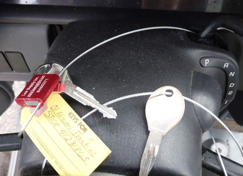 Photo 11 of 2001 Nissan Frontier XE (VIN 1N6DD26S31C350715)