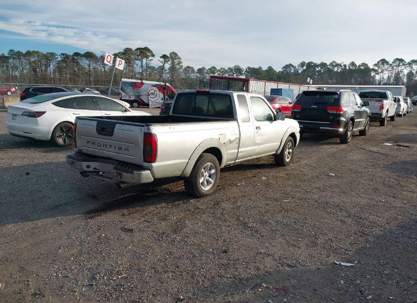 Photo 4 of 2001 Nissan Frontier XE (VIN 1N6DD26S31C350715)