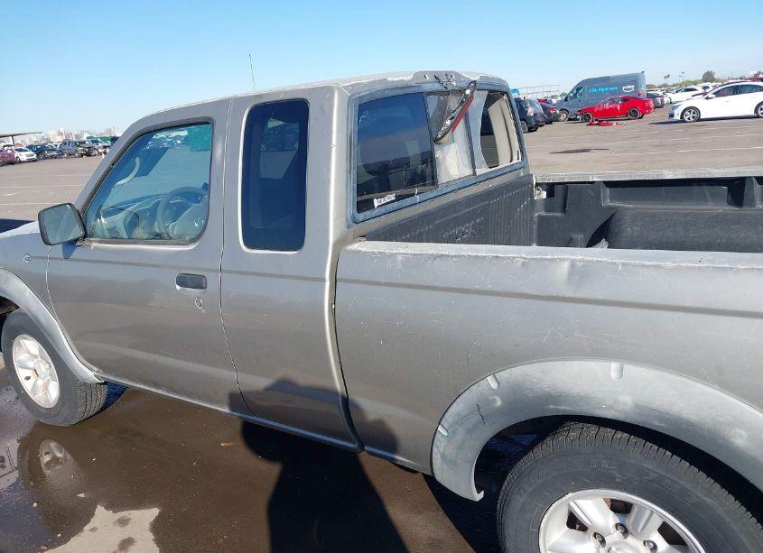 Photo 14 of 2002 Nissan Frontier XE (VIN 1N6DD26S32C330367)