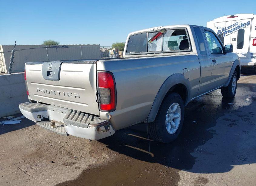 Photo 4 of 2002 Nissan Frontier XE (VIN 1N6DD26S32C330367)