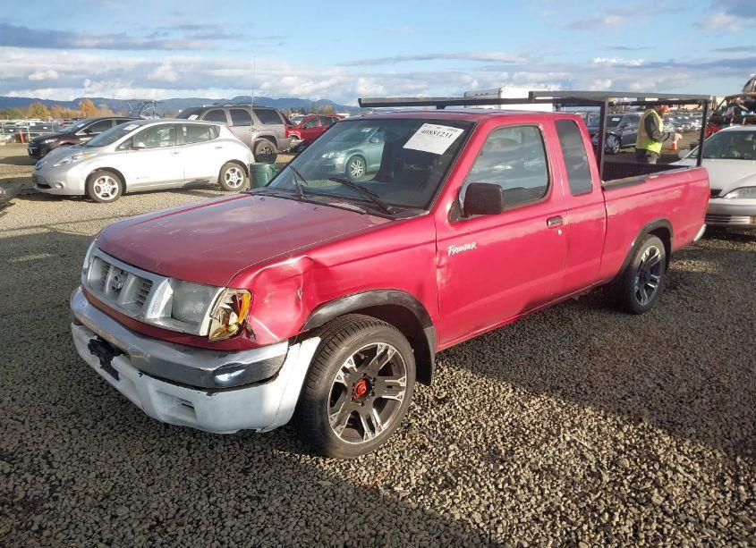 Photo 2 of 1998 Nissan Frontier SE/XE (VIN 1N6DD26S3WC329774)